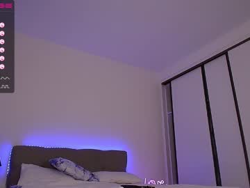 girl
        callme_star cam image #2140441