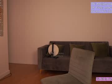girl
        newmollybrooke cam image #4214717