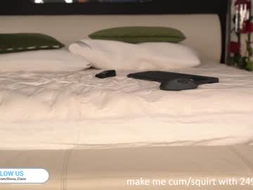 girl
        dovia cam image #2935309