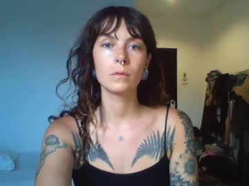couple Live Cam Girls Love To Strip Naked For Their Viewers with pixiecatfairy