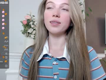 girl
        small_blondee cam image #45043