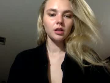 girl
        natashavarga cam image #3576015