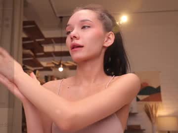 girl
        riskyproject cam image #5585138