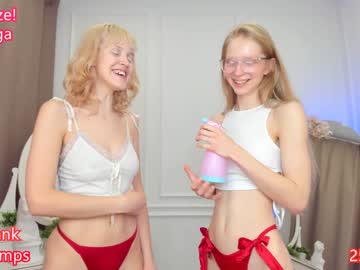 girl
        jenny_ames cam image #3156216