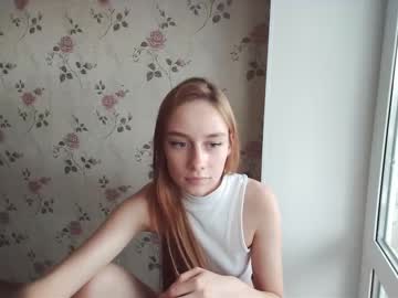 girl
        arya_coy cam image #2077508