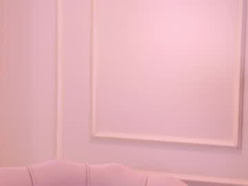 girl
        gwenbanks cam image #5058602