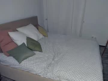 girl
        stacyhass cam image #4117417