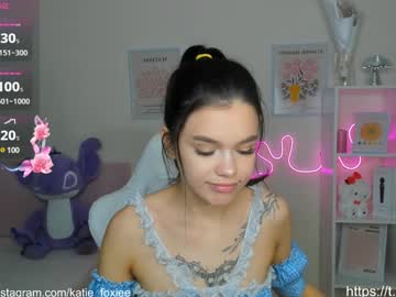 girl
        katiefoxie cam image #5458749