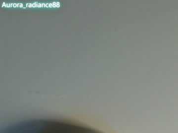 couple
        aurora_radiance cam image #3634821