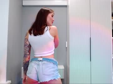 girl
        marti_lovely cam image #2274628