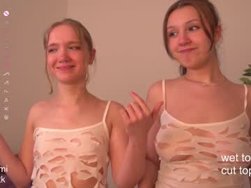 girl
        wwe_kissa cam image #6090224