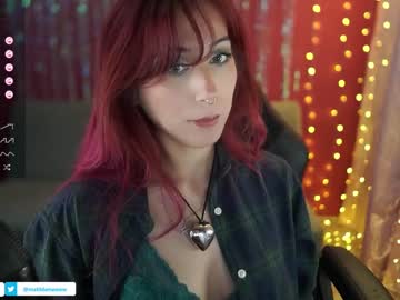 girl
        greeny_mat cam image #4204829