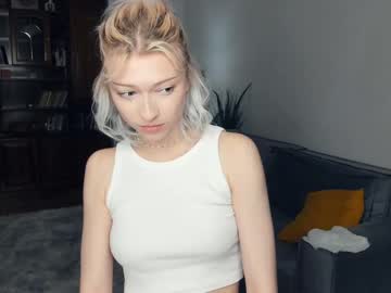 girl
        lose_your_m1nd cam image #5450306