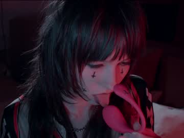 girl
        chaturbatable cam image #4091362