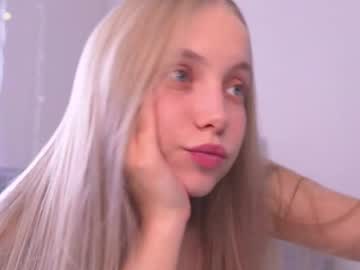 girl
        appr0ved cam image #6804456