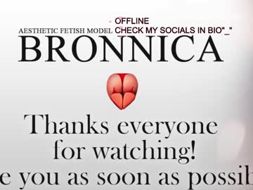 girl
        bronnica cam image #4564459