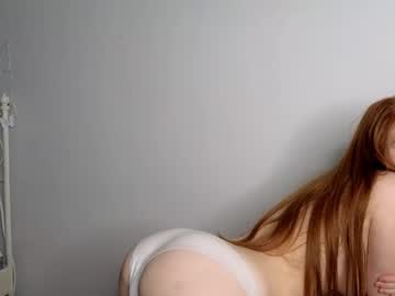 girl
        foxxx_tail cam image #6460931