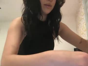 girl
        cecejoyx cam image #5852303