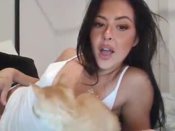 girl
        mariariccii cam image #6534815