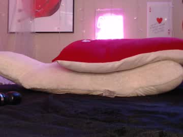 girl
        milf_lacey cam image #6137591