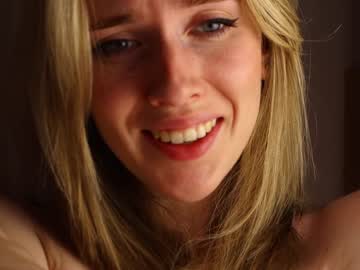 girl
        crazyhotrussian cam image #1673347