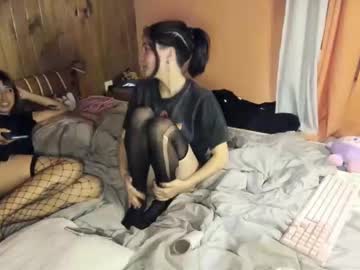 couple Live Cam Girls Love To Strip Naked For Their Viewers with helokitkat