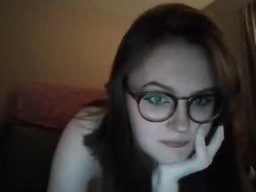 girl
        kitty__kitty__ cam image #561828