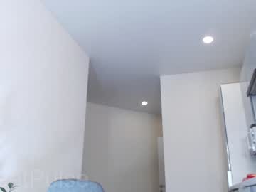 girl
        sweetpulse_ cam image #1541949