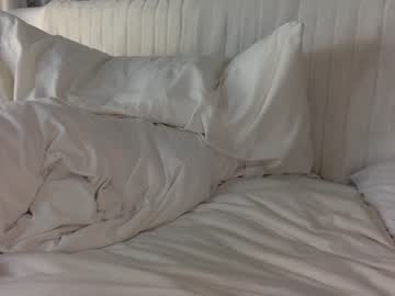 girl
        brookebohner cam image #3433725