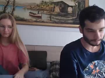 couple Live Cam Girls Love To Strip Naked For Their Viewers with ppaboy96