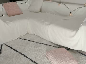 girl
        shine_chanel cam image #5264159