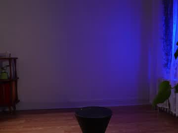 girl
        alisonrouge cam image #3180216