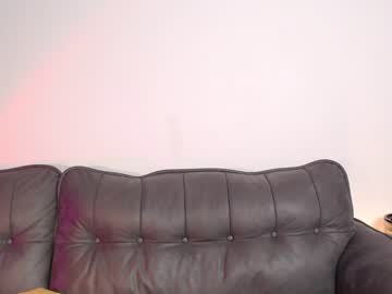 girl
        cherry_beauty cam image #2361600