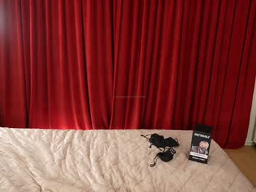 girl
        blondehottiek cam image #6669823