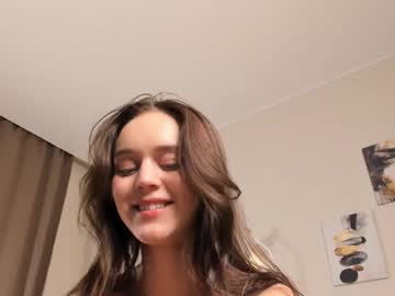girl
        odelindaeger cam image #6373587
