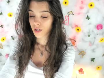 girl
        babyaylin cam image #6665983