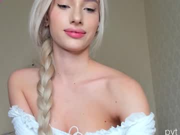 girl
        katebremar cam image #6375590