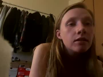girl
        cherricarmen cam image #3161930