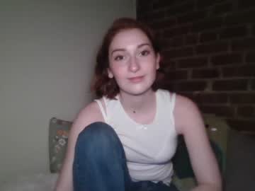 girl
        daddysdollhouse cam image #3101472
