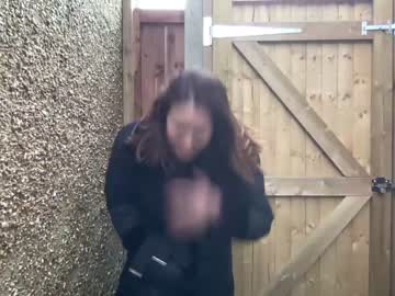 girl
        eatmypie69 cam image #3571320