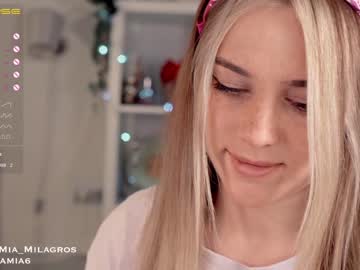girl
        mia_milagros cam image #392626