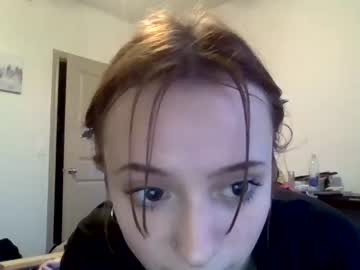 girl
        prettypiper1 cam image #349370