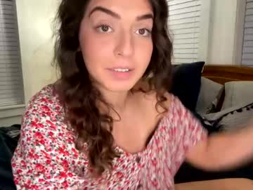 girl
        straightoutthetrailer cam image #4854975