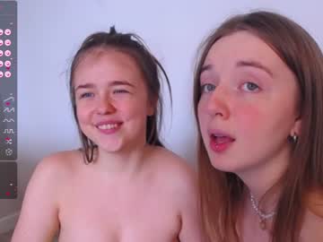 couple
        pollypolly__ cam image #2434056