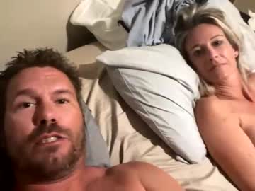 couple
        bjvibes cam image #3003568