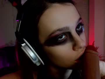 girl
        _demi_dee_ cam image #2747242
