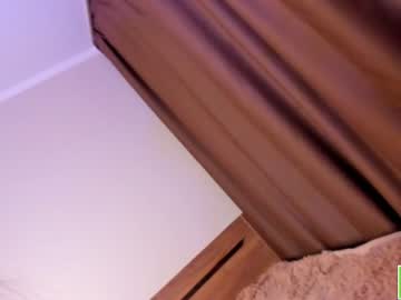 girl
        amandamedrano cam image #370867