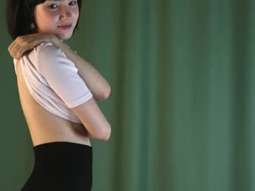girl
        1thour cam image #4830318