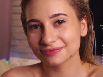girl
        ameliajasmina cam image #2978741