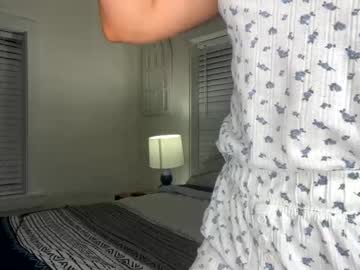 girl
        straightoutthetrailer cam image #5048822